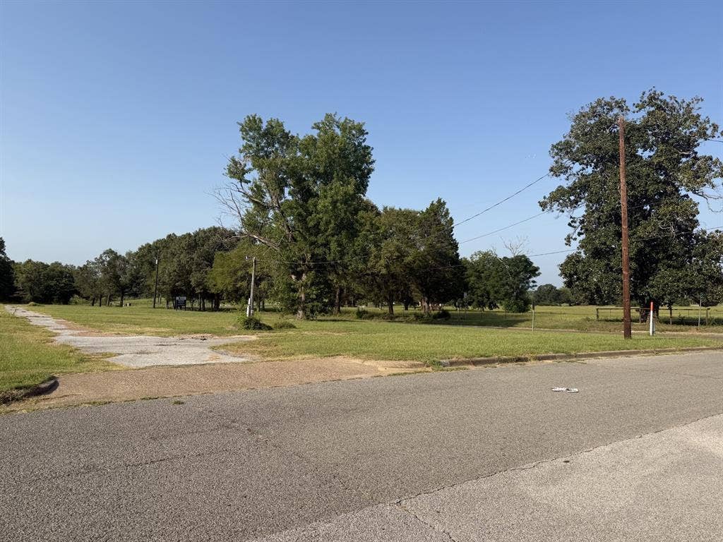 112 Gibson Road, Athens, TX 75751 112 Gibson Road, Athens, TX 75751