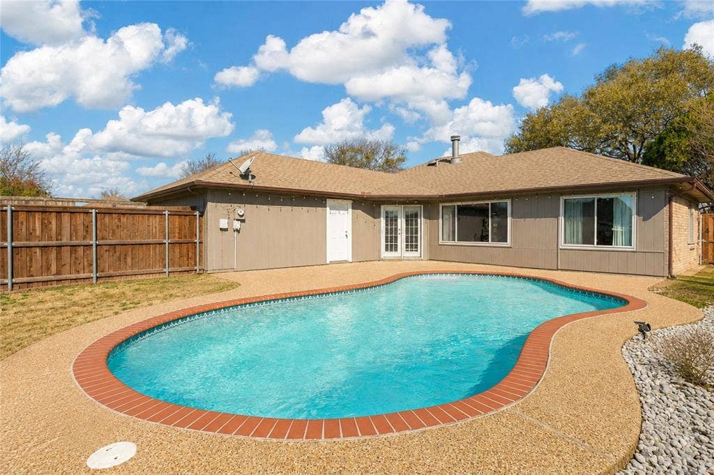 1518 Sunflower Drive, Allen, TX 75002 1518 Sunflower Drive, Allen, TX 75002