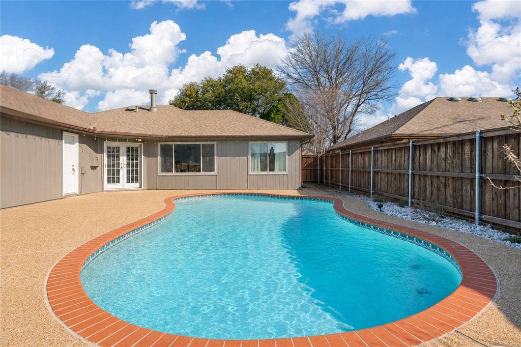 1518 Sunflower Drive, Allen, TX 75002 1518 Sunflower Drive, Allen, TX 75002