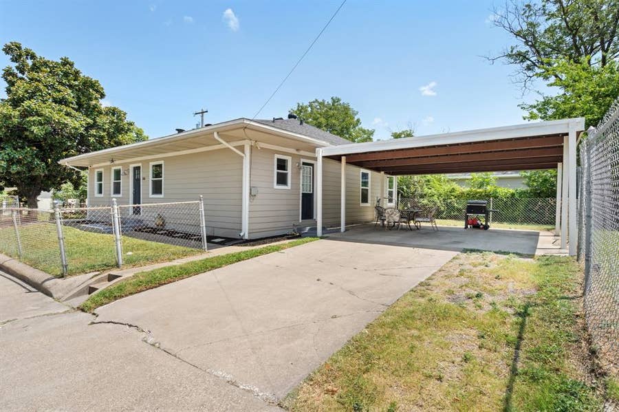 Property photo for 3305 King Street, Greenville, TX