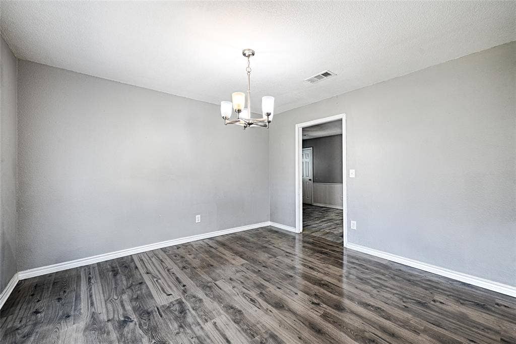 1223 Sequoia Drive, DeSoto, TX 75115 1223 Sequoia Drive, DeSoto, TX 75115
