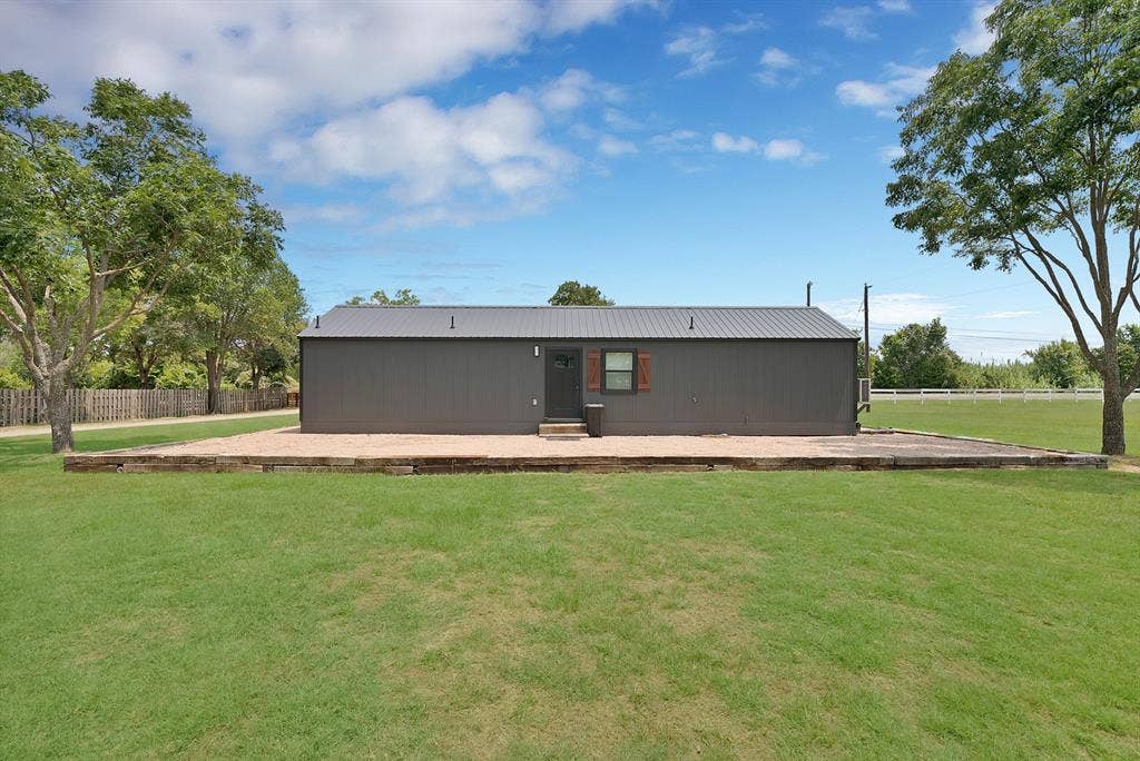 5600 Bennett Lawson Road, Mansfield, TX 76063