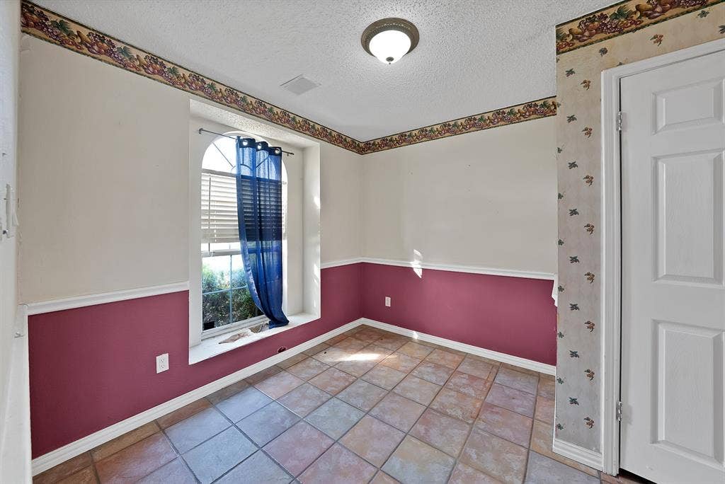 2137 Emerald Oaks, Mesquite, TX 75181 2137 Emerald Oaks, Mesquite, TX 75181