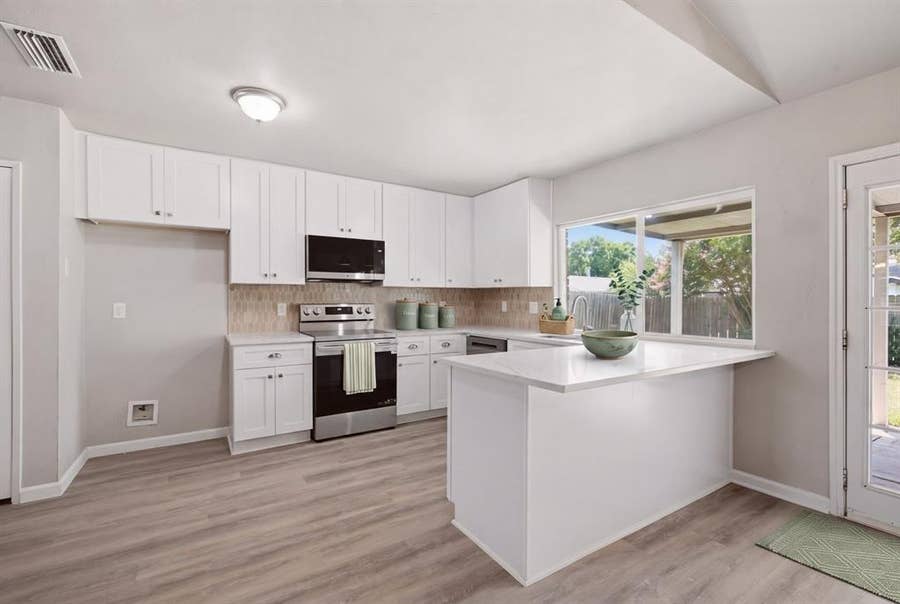 Property photo for 1616 Stockton Trail, Plano, TX