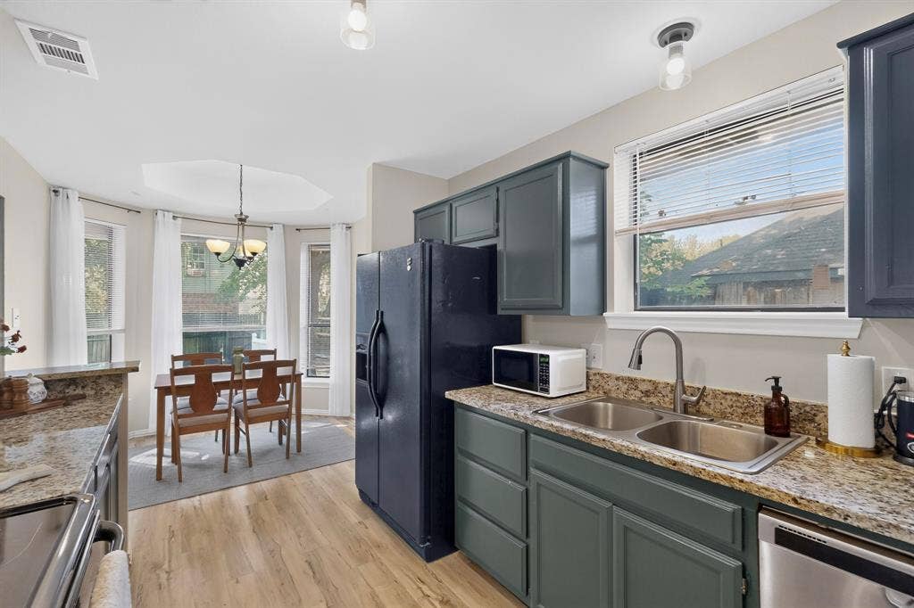 579 Trout Street, Rockwall, TX 75032 579 Trout Street, Rockwall, TX 75032