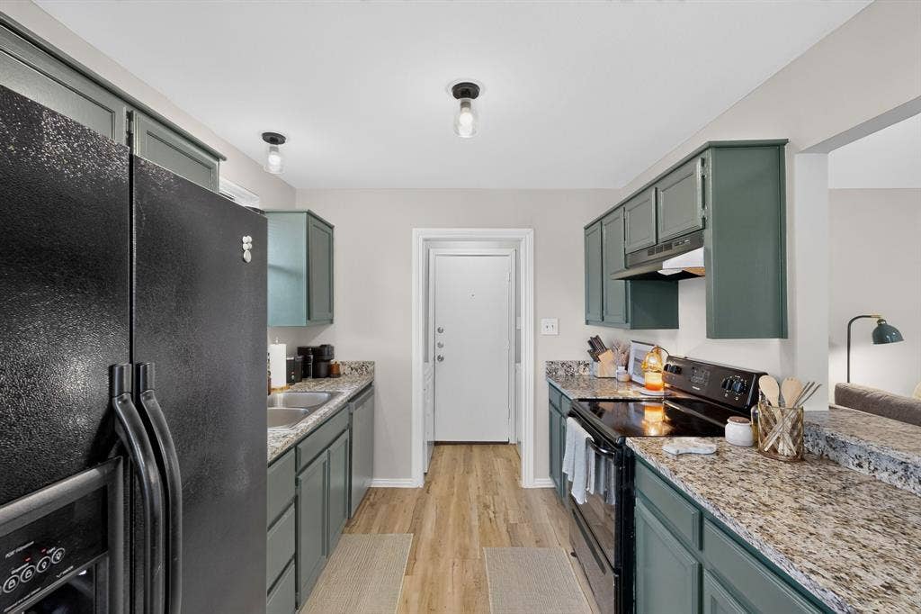 579 Trout Street, Rockwall, TX 75032 579 Trout Street, Rockwall, TX 75032