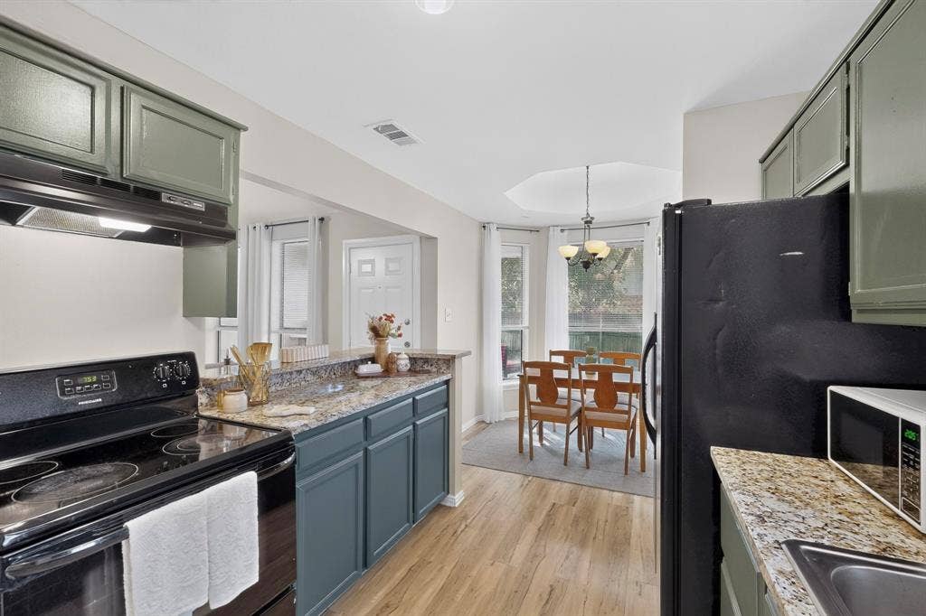 579 Trout Street, Rockwall, TX 75032 579 Trout Street, Rockwall, TX 75032