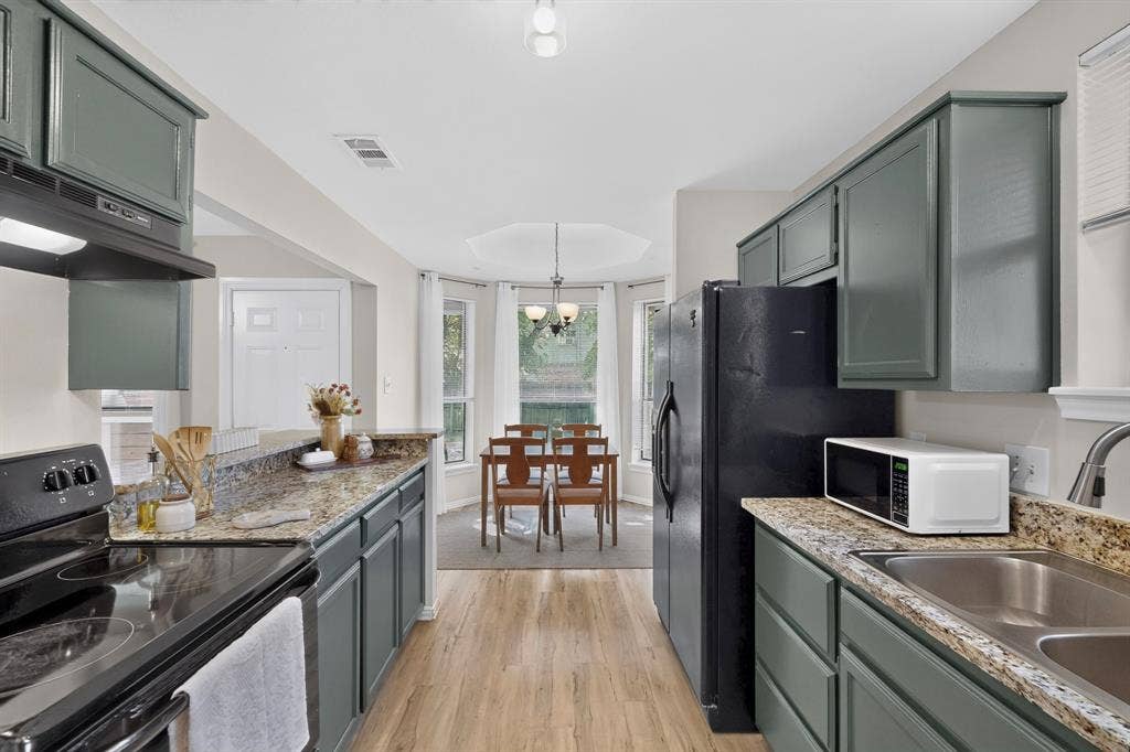 579 Trout Street, Rockwall, TX 75032 579 Trout Street, Rockwall, TX 75032