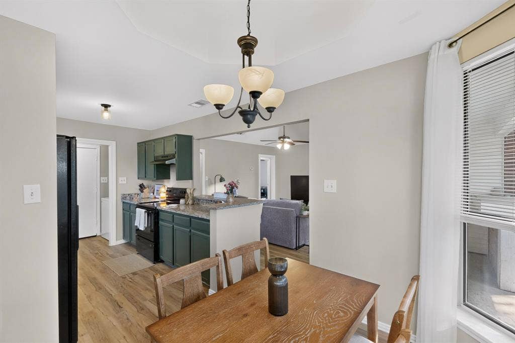 579 Trout Street, Rockwall, TX 75032 579 Trout Street, Rockwall, TX 75032