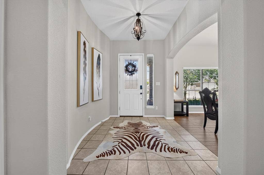 220 Carson Drive, Waxahachie, TX 75167 220 Carson Drive, Waxahachie, TX 75167