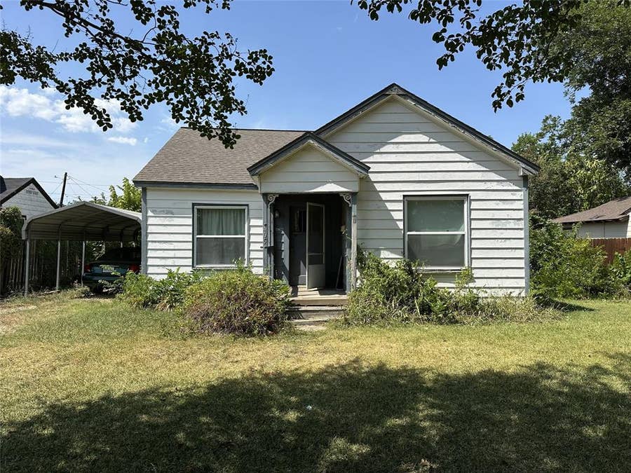 Property photo for 405 W Avenue E, Garland, TX