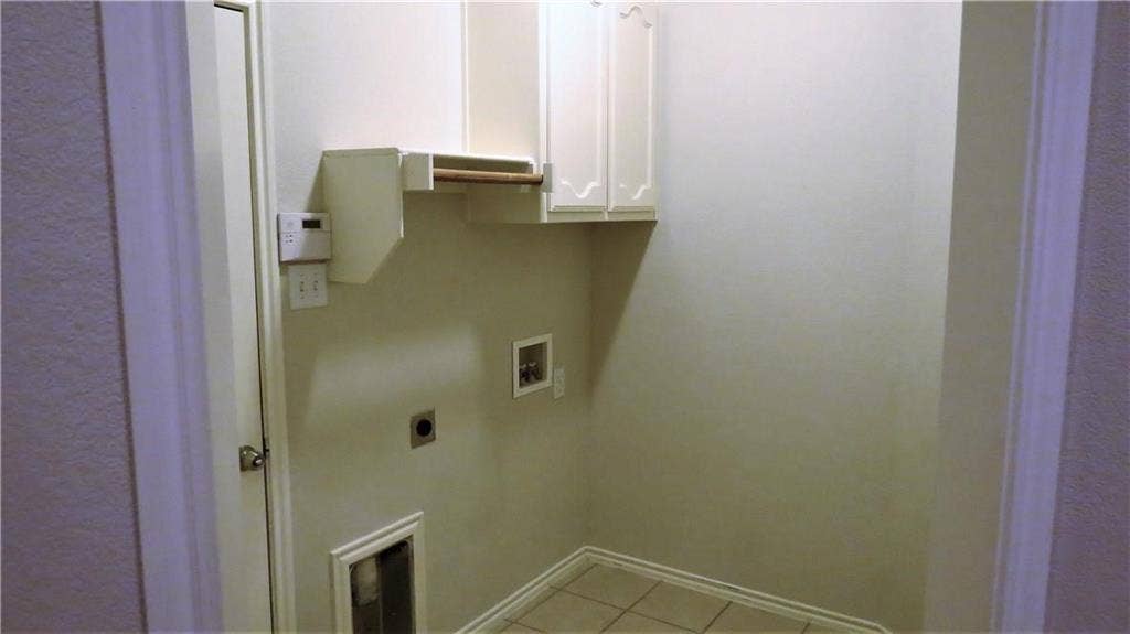8004 Ranchvale Lane, Arlington, TX 76002 8004 Ranchvale Lane, Arlington, TX 76002