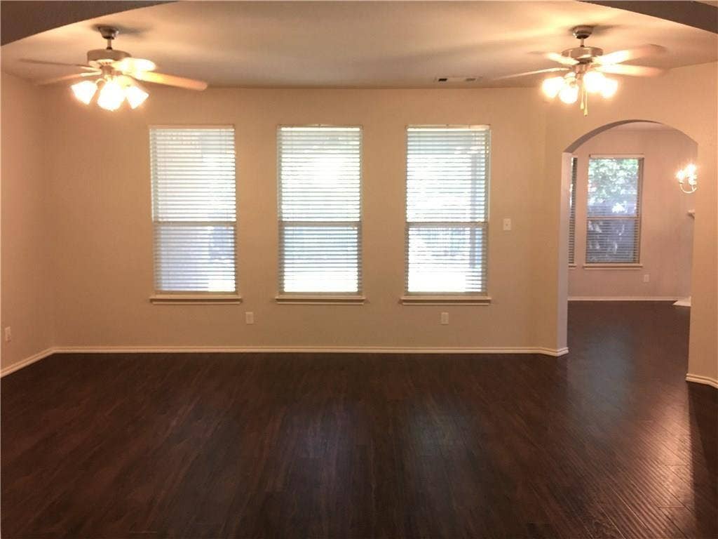 8004 Ranchvale Lane, Arlington, TX 76002 8004 Ranchvale Lane, Arlington, TX 76002