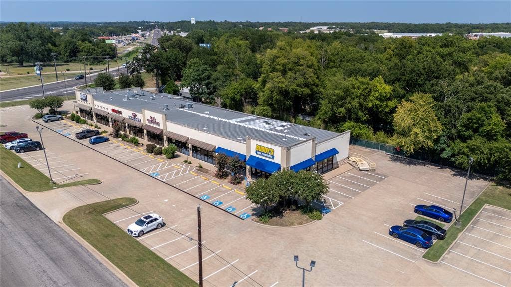 210/220 CRESTWAY Drive, Athens, TX 75751 210/220 CRESTWAY Drive, Athens, TX 75751