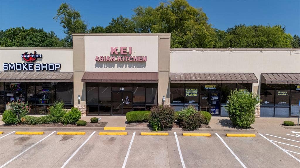 210/220 CRESTWAY Drive, Athens, TX 75751 210/220 CRESTWAY Drive, Athens, TX 75751