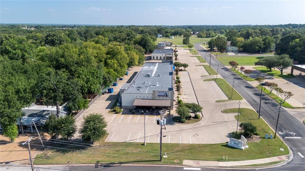 210/220 CRESTWAY Drive, Athens, TX 75751 210/220 CRESTWAY Drive, Athens, TX 75751