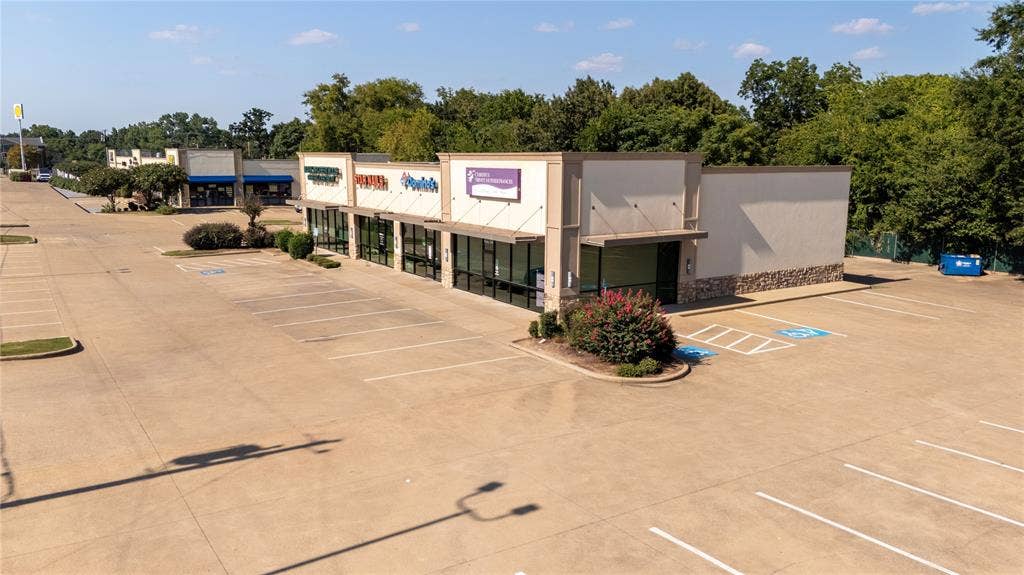210/220 CRESTWAY Drive, Athens, TX 75751 210/220 CRESTWAY Drive, Athens, TX 75751