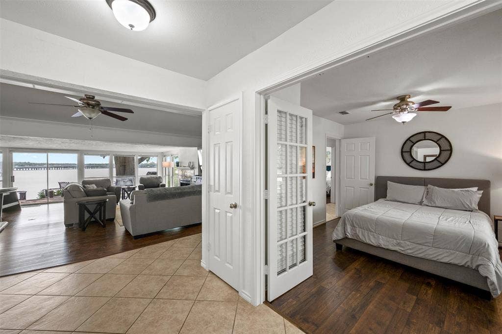 211 Lake Front Drive, Mabank, TX 75156