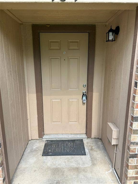 404 Jordan Lane, Arlington, TX 76012 404 Jordan Lane, Arlington, TX 76012
