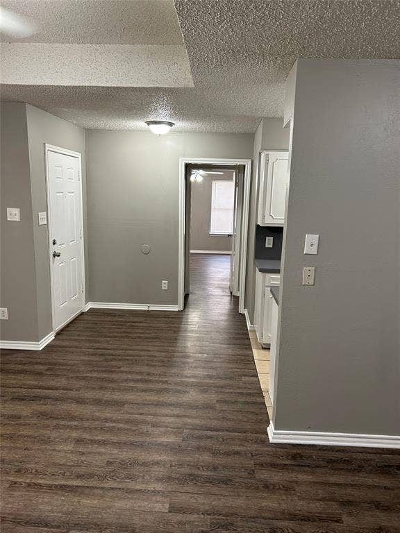 404 Jordan Lane, Arlington, TX 76012 404 Jordan Lane, Arlington, TX 76012