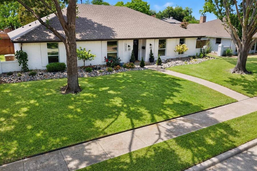 Property photo for 3620 Big Horn Trail, Plano, TX