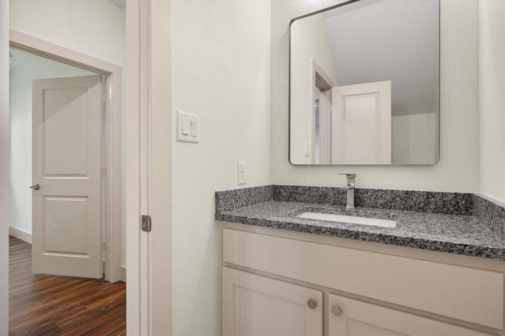 504 E Kimball Street, #2, Mansfield, TX 76063