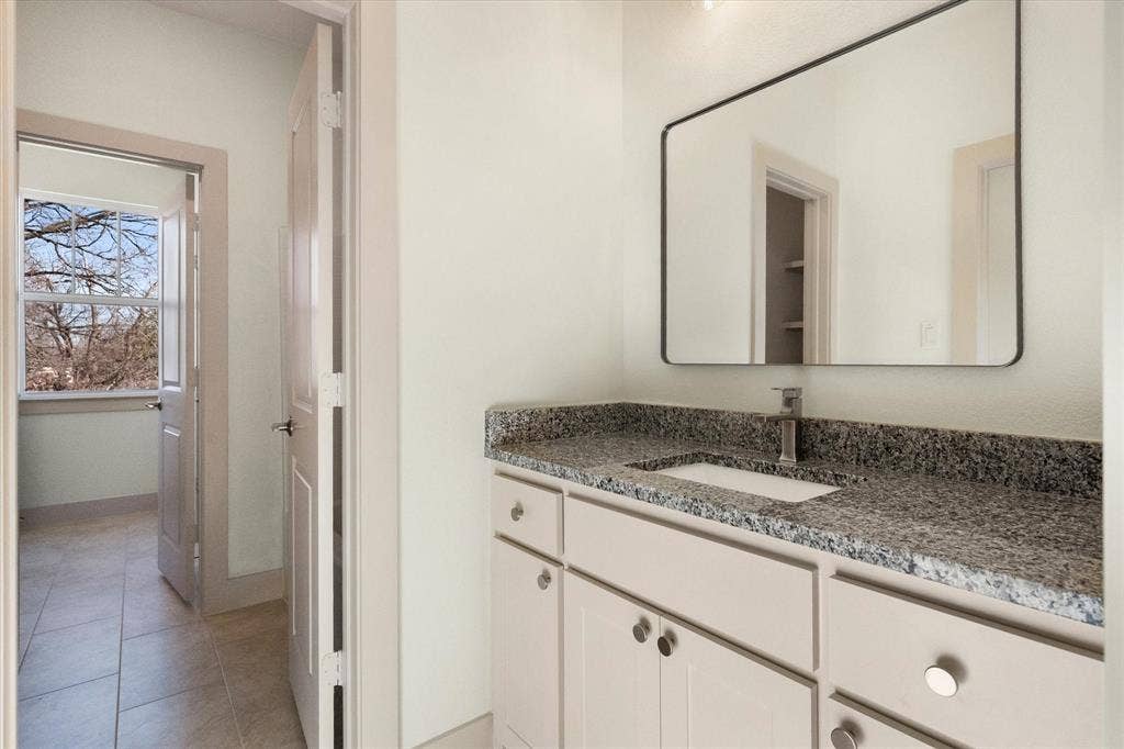 504 E Kimball Street, #2, Mansfield, TX 76063