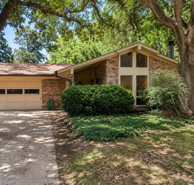 Property photo for 3311 Bob O Link Lane, Denton, TX