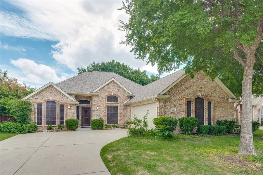Property photo for 5012 Springflower Drive, Frisco, TX