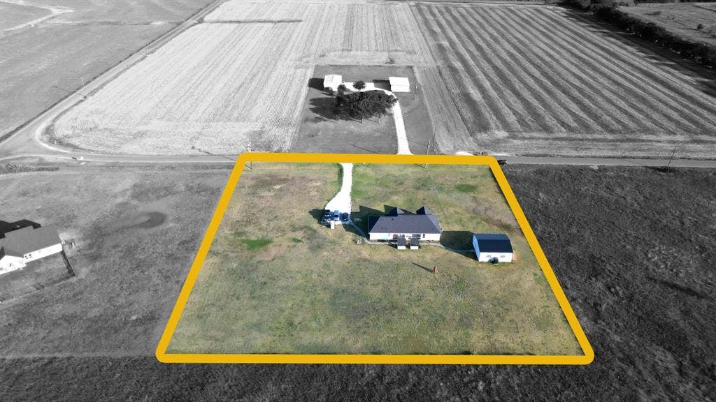 2433 Trlica Road, West, TX 76691 2433 Trlica Road, West, TX 76691