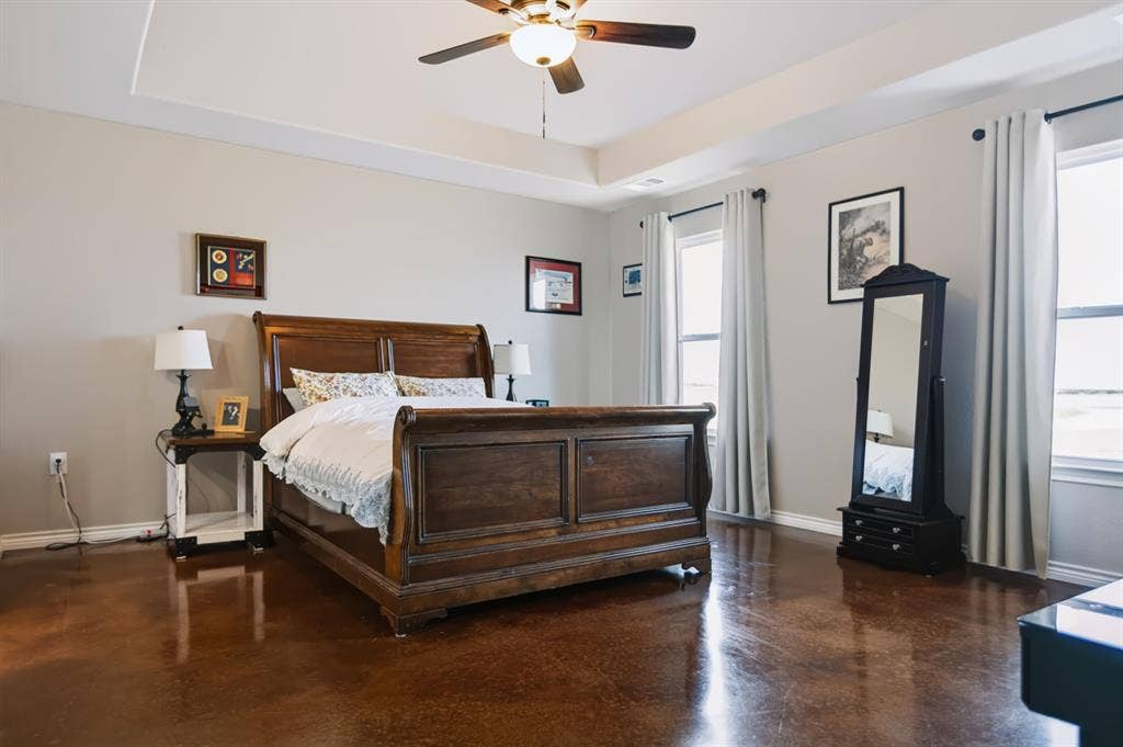 2433 Trlica Road, West, TX 76691 Tray ceiling with a ceiling fan