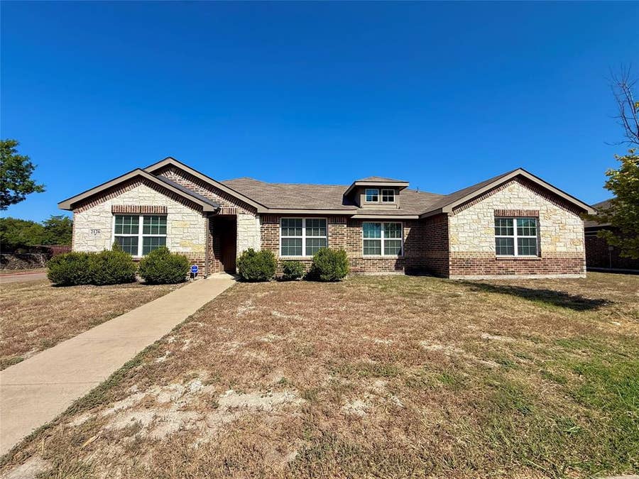 Property photo for 2126 Candace Drive, Lancaster, TX