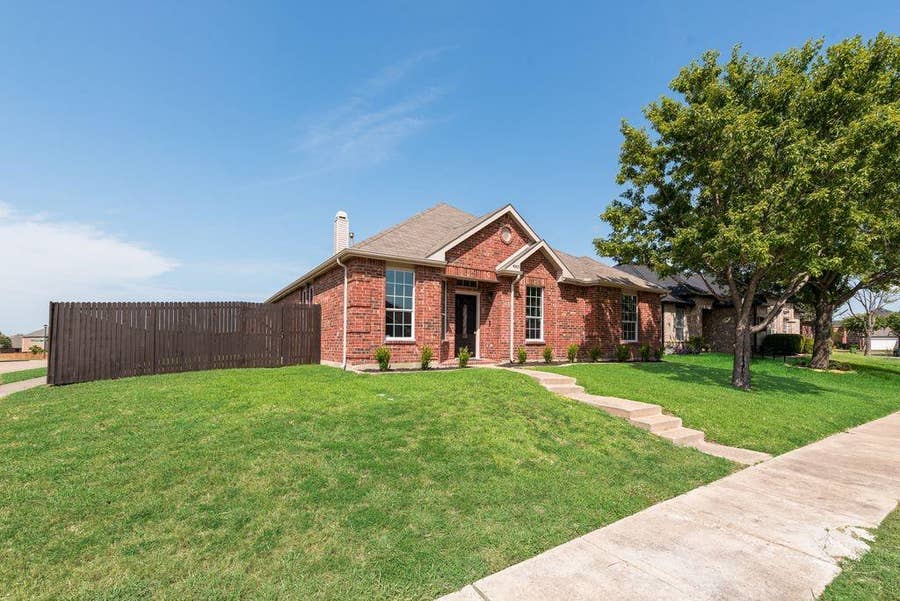 Property photo for 4005 Carrington Drive, Garland, TX