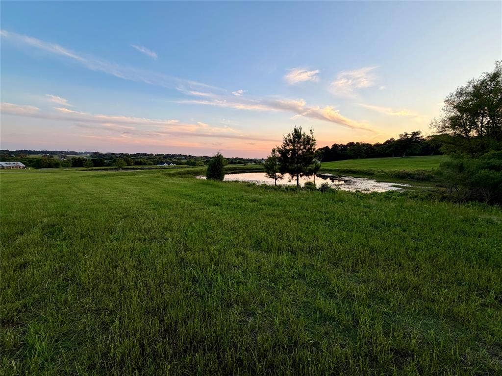 309 Grand View Drive, Athens, TX 75752