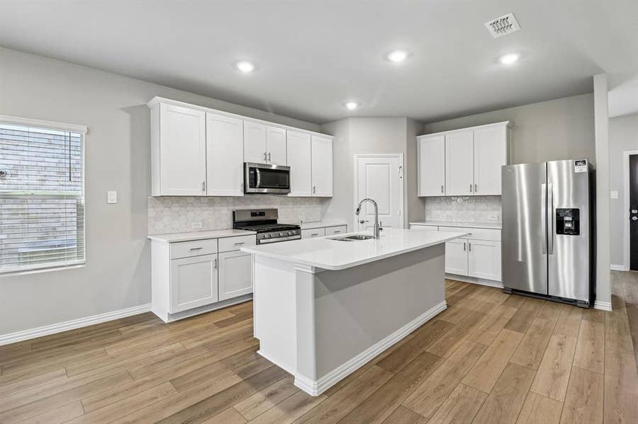 Property photo for 2138 Meadowlands Drive, Seagoville, TX