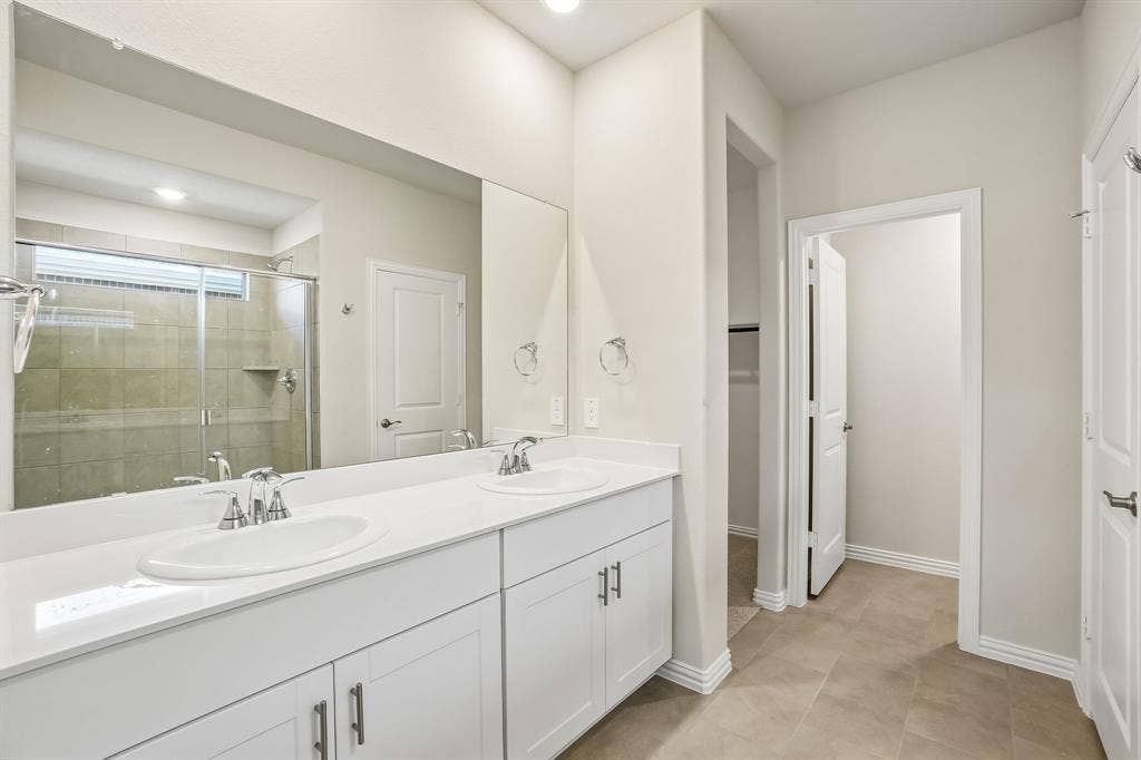 2138 Longchamp Lane, Seagoville, TX 75159 Photo is not of the actual home, but is an inspirational photo of builder’s model home and may depict options, furnishings, and/or decorator features that are not included.