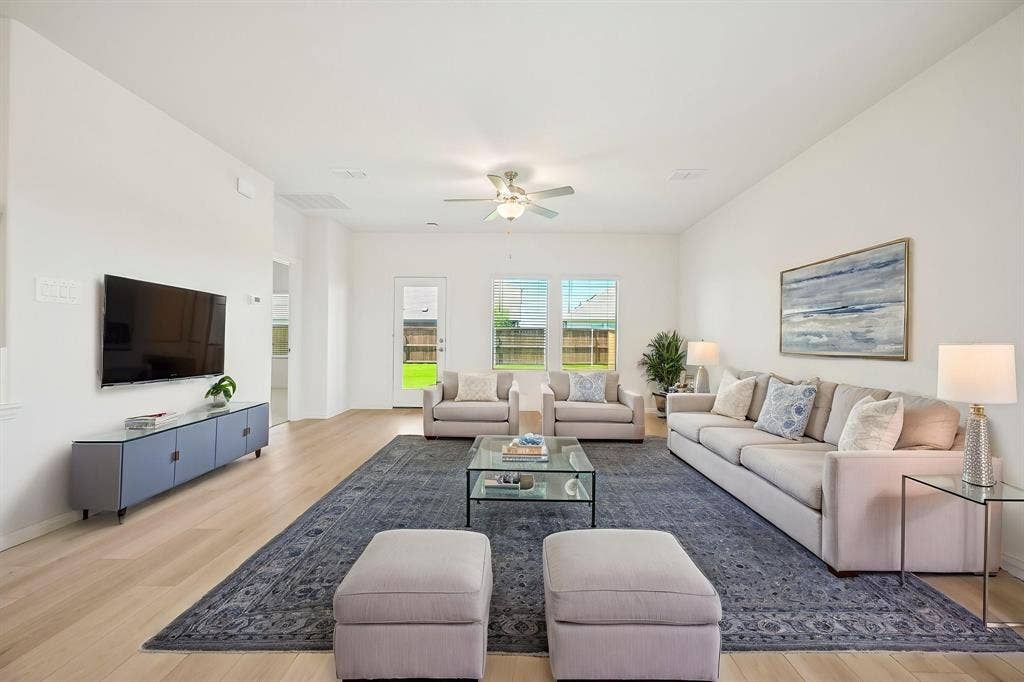 2130 Longchamp Lane, Seagoville, TX 75159 Photo is not of the actual home, but is an inspirational photo of builder’s model home and may depict options, furnishings, and/or decorator features that are not included.