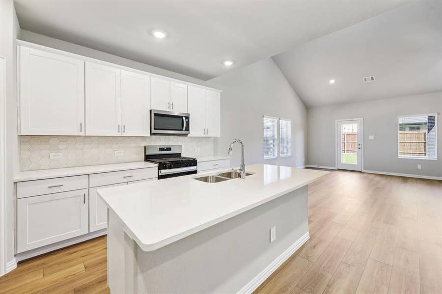 Property photo for 3506 Bastrop Drive, Farmersville, TX