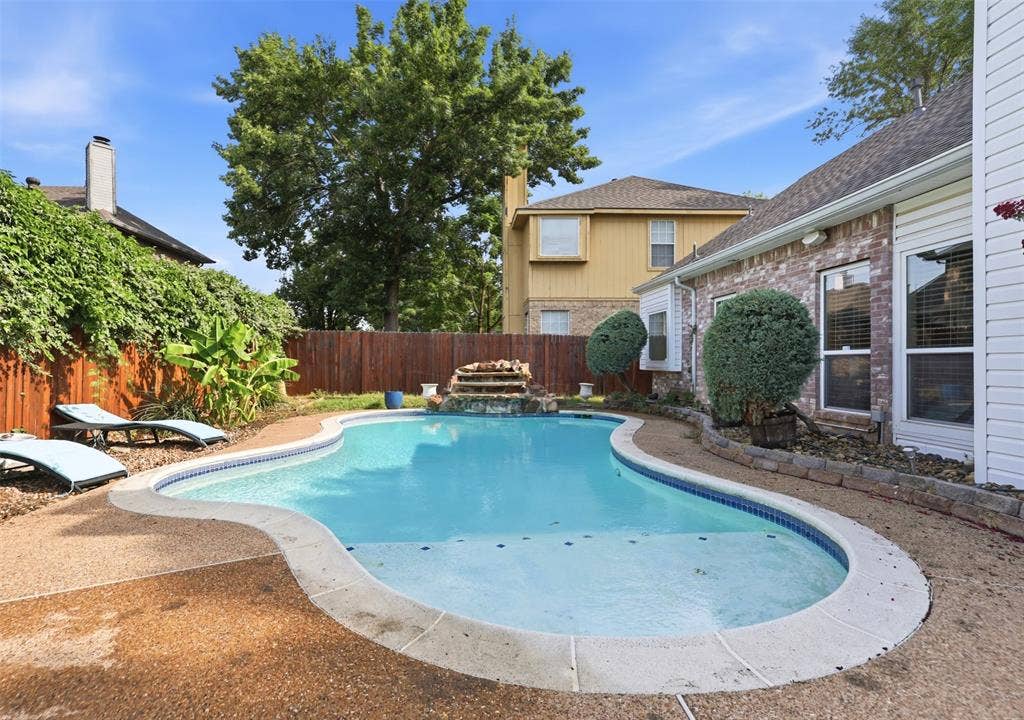 3421 Galaway Bay Drive, Grand Prairie, TX 75052 3421 Galaway Bay Drive, Grand Prairie, TX 75052