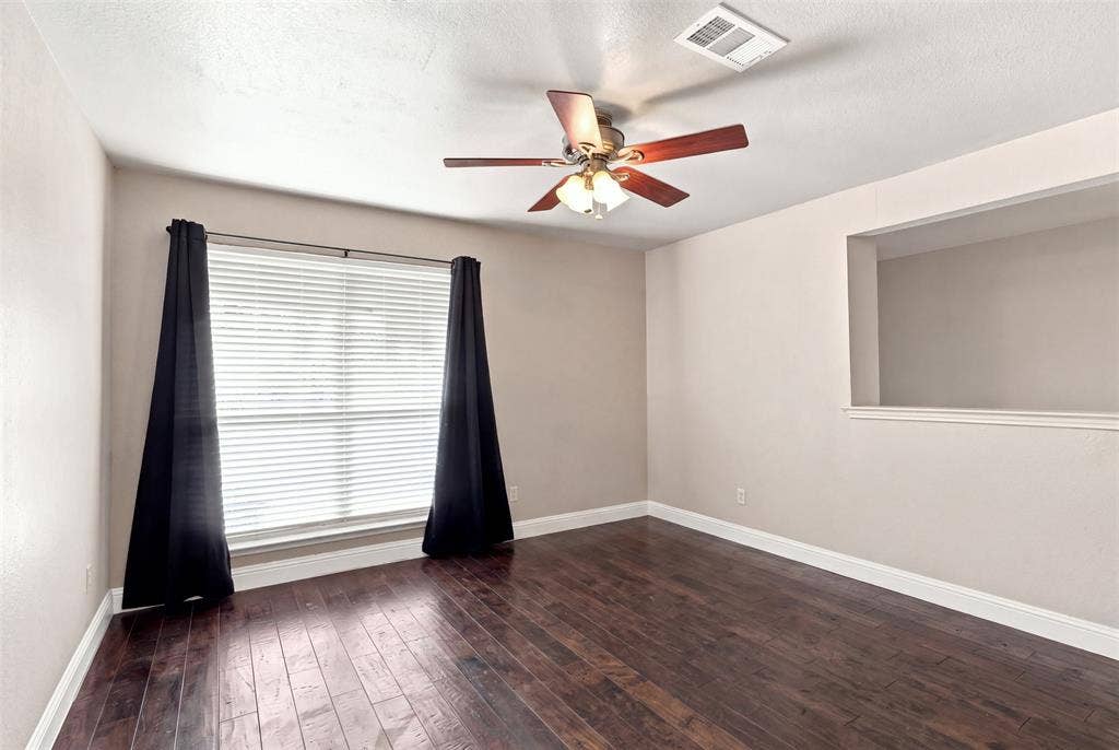 3421 Galaway Bay Drive, Grand Prairie, TX 75052 3421 Galaway Bay Drive, Grand Prairie, TX 75052