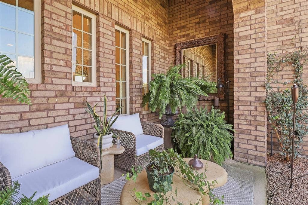 623 Calm Water Cove, Princeton, TX 75407 Front Garden