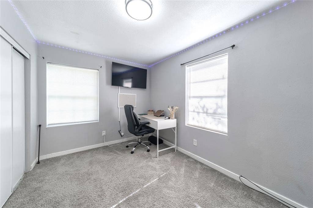 726 Royal Crest, Mesquite, TX 75149 Office space with carpet and plenty of natural light