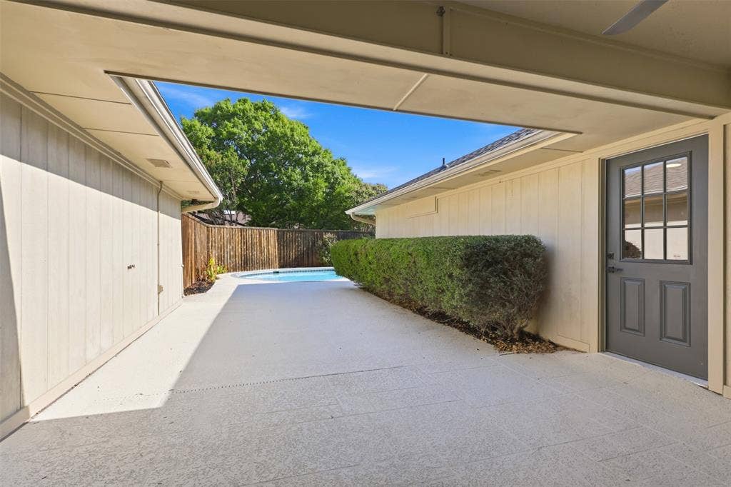 2411 Aspen Street, Richardson, TX 75082 2411 Aspen Street, Richardson, TX 75082