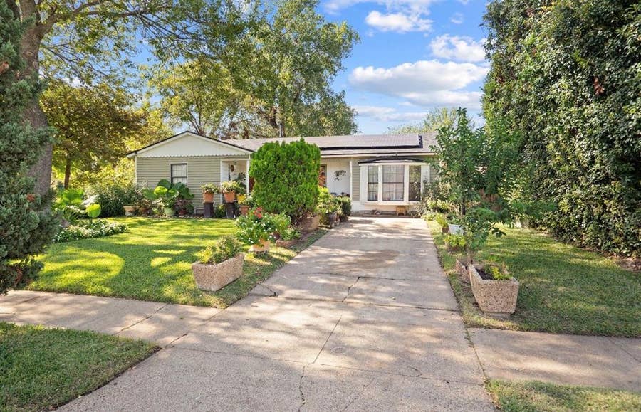 Property photo for 1255 Olden Street, Dallas, TX