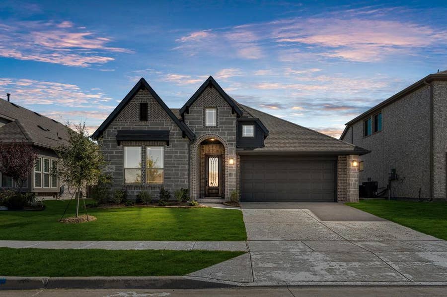 Property photo for 796 Foxtail Bend, Lavon, TX