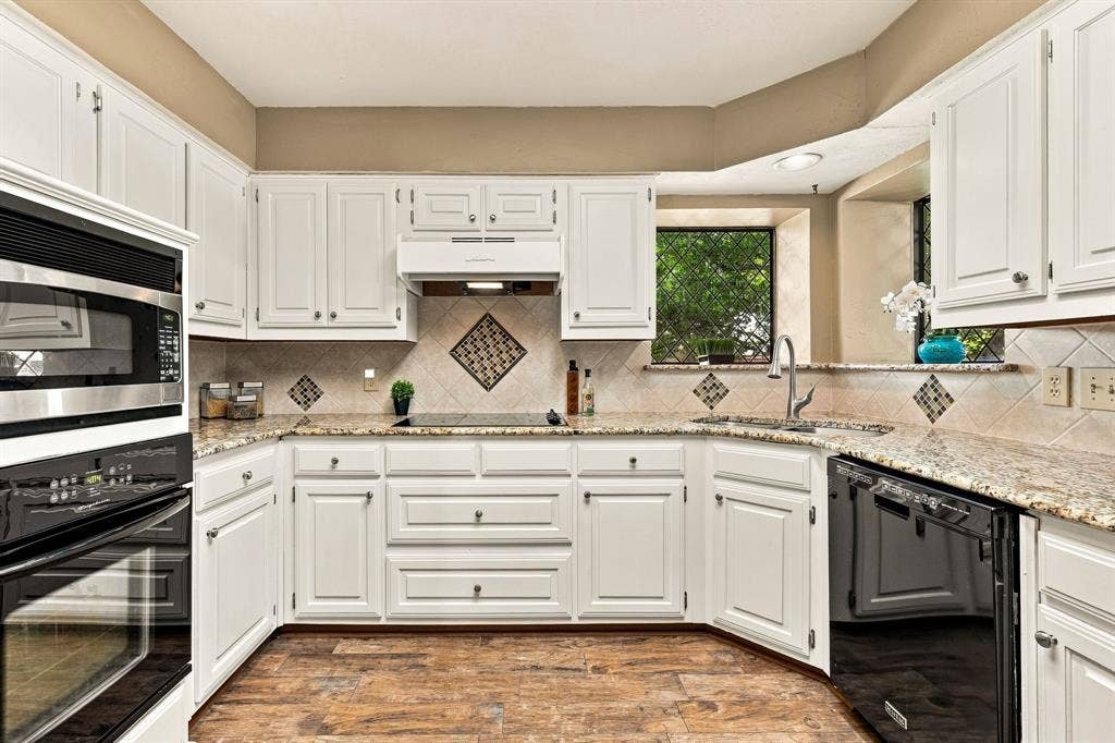 4224 Pike Court, Plano, TX 75093 4224 Pike Court, Plano, TX 75093