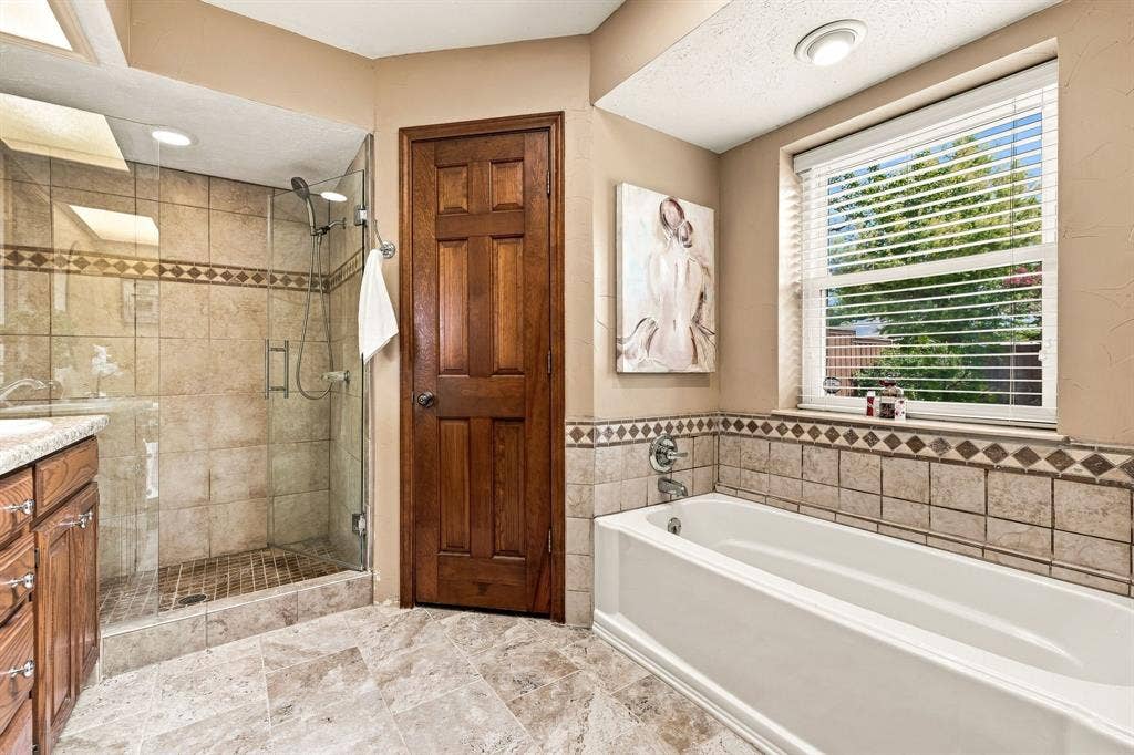 4224 Pike Court, Plano, TX 75093 4224 Pike Court, Plano, TX 75093