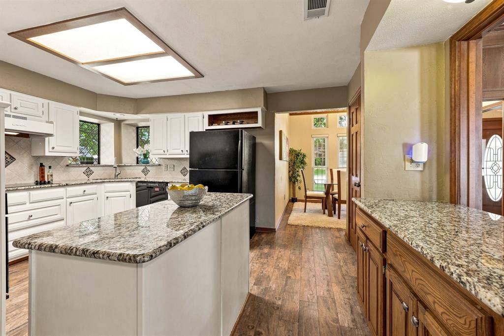 4224 Pike Court, Plano, TX 75093 4224 Pike Court, Plano, TX 75093