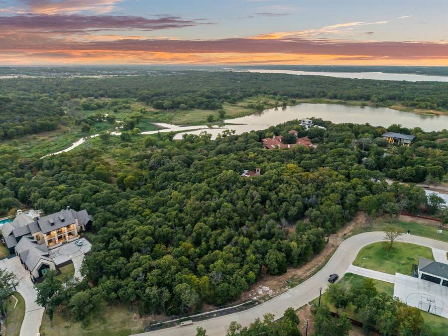 Property photo for 3300 Hidden Trail Court, Southlake, TX
