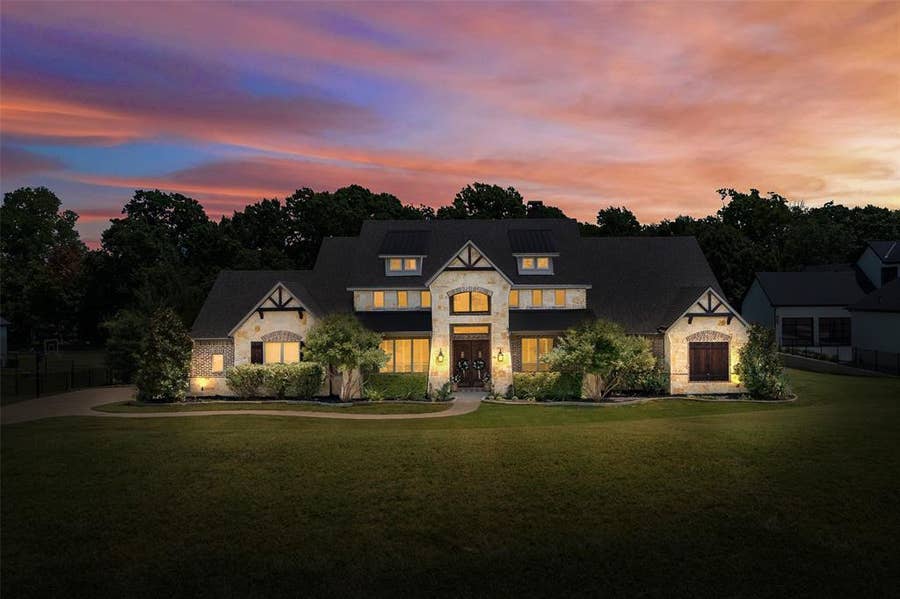 Property photo for 4640 Lake Breeze Drive, McKinney, TX